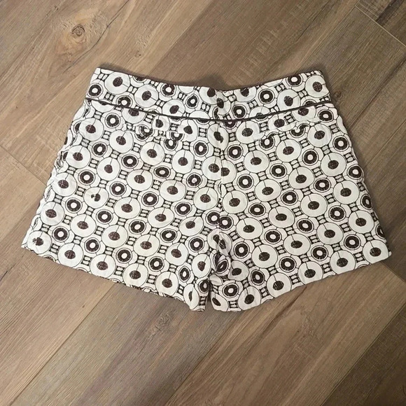 Liquid modern women's shorts - Picture 10 of 11